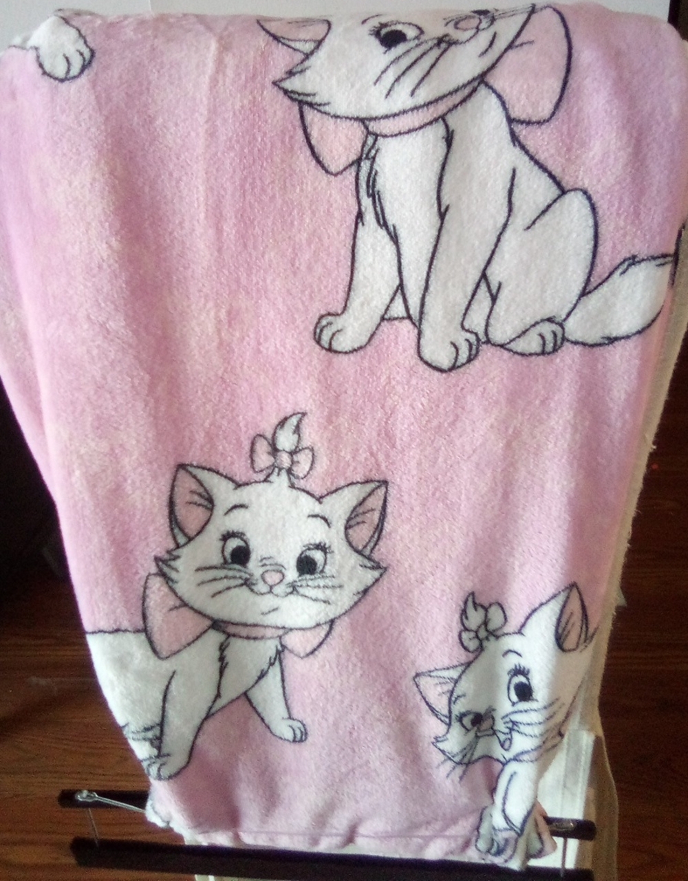 The Aristocats Plush Throw